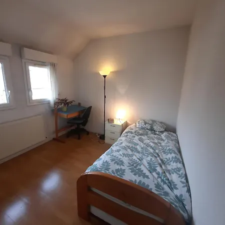 Le8bis Saint-Denis (Seine-Saint-Denis)